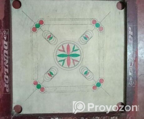 Carrom board