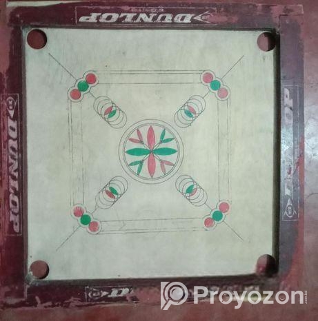 Carrom board