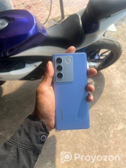 Vivo V27 8/128 (Used)