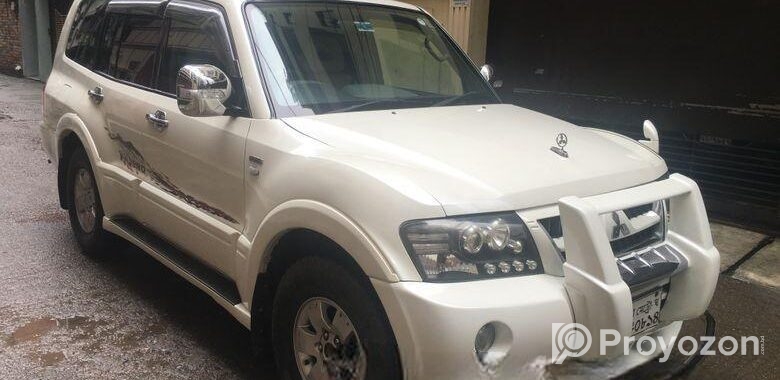 Mitsubishi Pajero v6-Full Fresh 2004