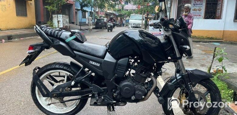 Yamaha FZS fresh 2015