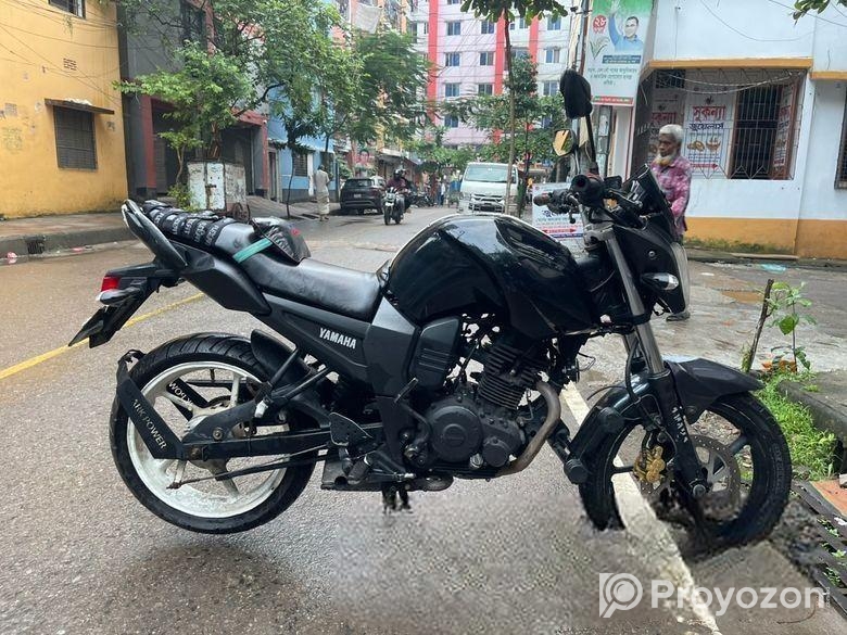 Yamaha FZS fresh 2015