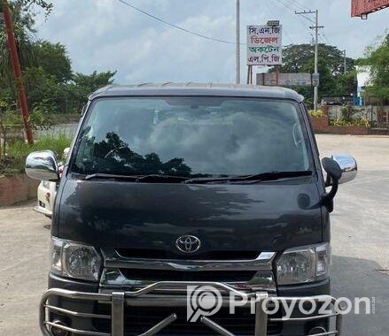 Toyota Hiace Supper GL 2012