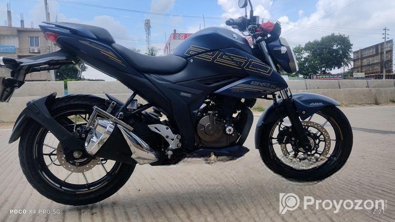 Suzuki Gixxer 250 double disc abs fi 2025