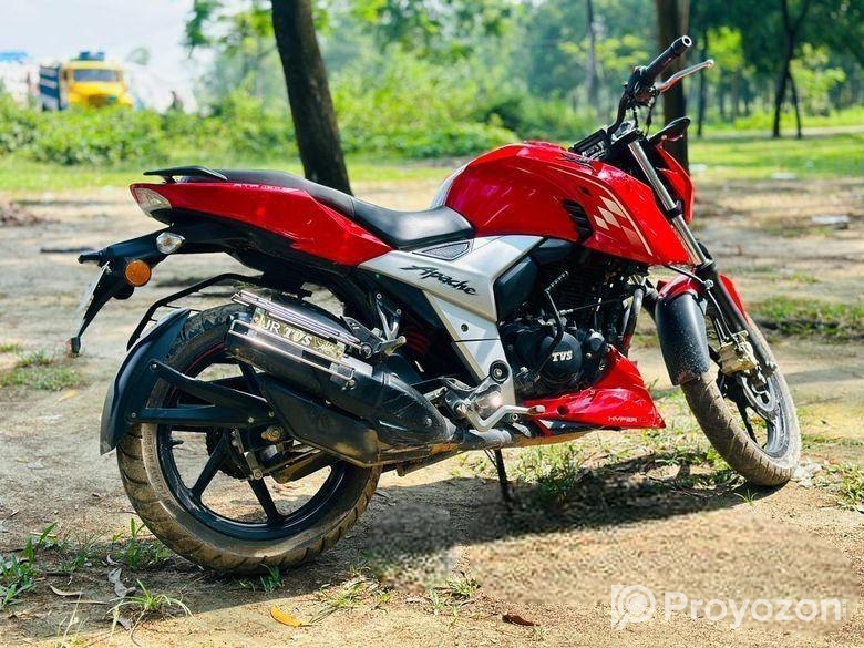 TVS Apache RTR . 2023