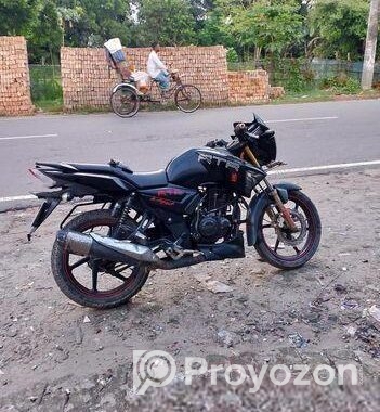 TVS APACHE RTR 150 2016