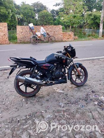 TVS APACHE RTR 150 2016