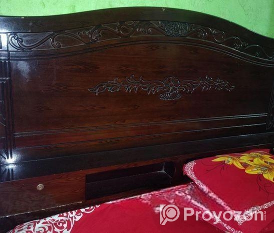 মালয়েশিয়ান বোর্ডের খাট বিক্রয় হবে