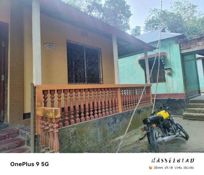 রুম ভাড়া ফ্যামিলি