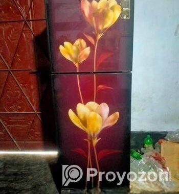 ফ্রিজ