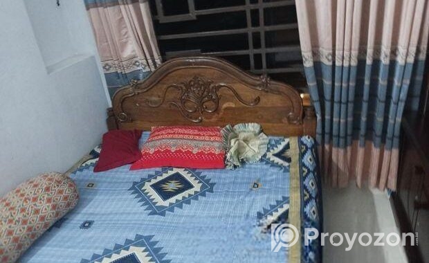 মেহগনি কাঠের খাট। ৫ফিট, ৭ফিট