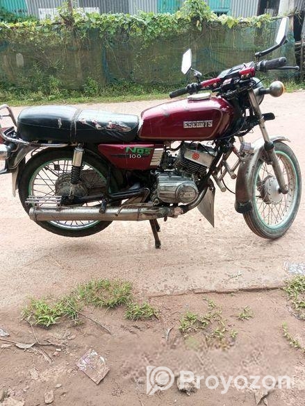 Yamaha RX100 . 1971