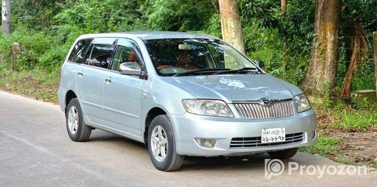 Toyota Fielder . 2005