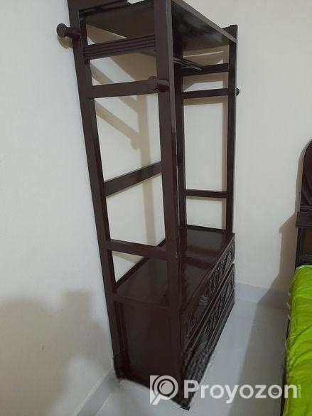 মাল্টি ফাংশনাল কাঠের আলনা, ওয়ারড্রব