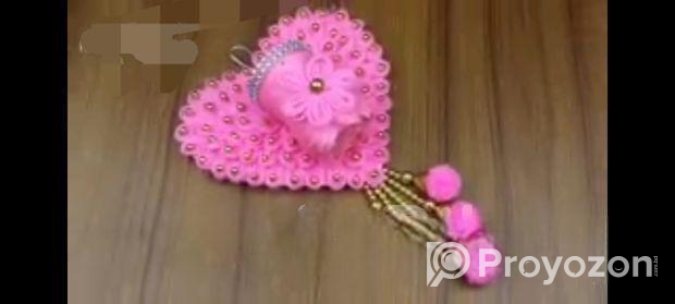 ওয়াল হ্যাঙ্গিং