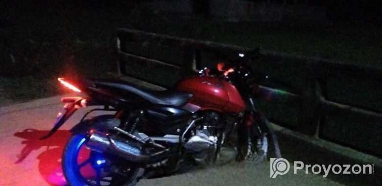 Bajaj Avenger 150 Street . 2015