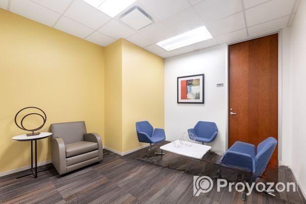 Fully serviced office for you and team in Regus Rahim Plaza De CP