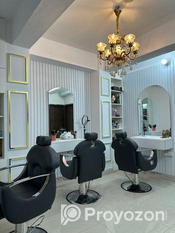 লেডিস/বিউটি পার্লার বিক্রি