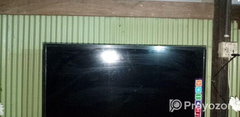 আর্জেন্ট স্মার্ট টিভি সেল করা হবে