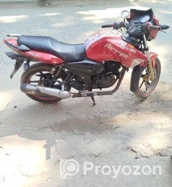 TVS Apache RTR 160 . 2017