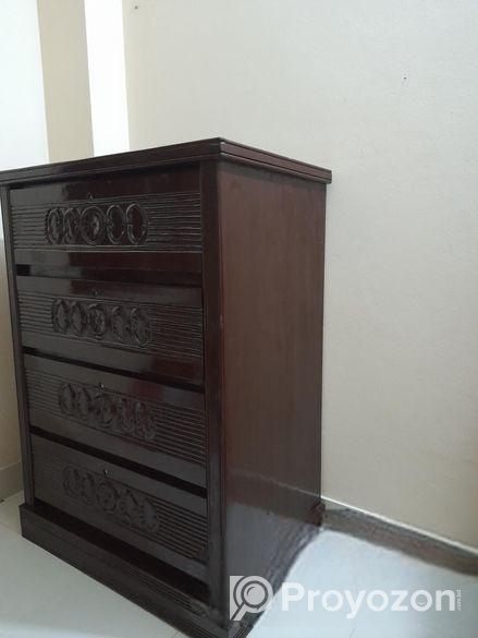 মাল্টি ফাংশনাল কাঠের আলনা, ওয়ারড্রব