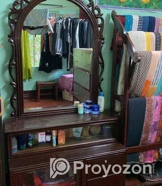 Dressing Table Sell