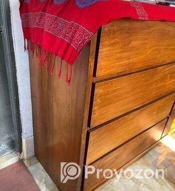 সেগুন কাঠের বার্নিশ করা ওয়ারড্রব