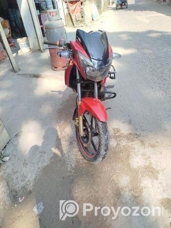TVS Apache RTR 160 . 2017