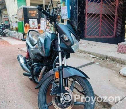 Honda Livo . 2022