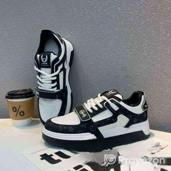 ছেলেদের স্টাইলিশ জুতা