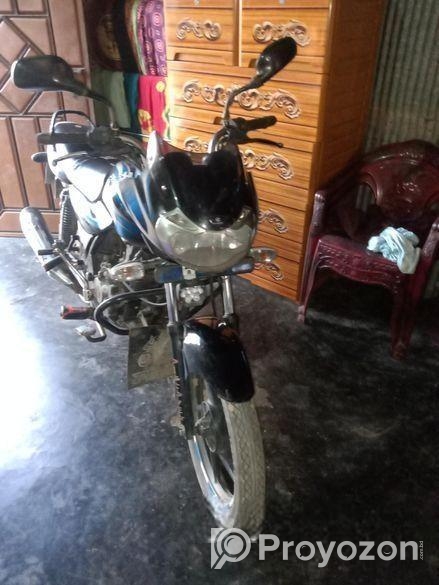 Bajaj Discover 100 . 2011