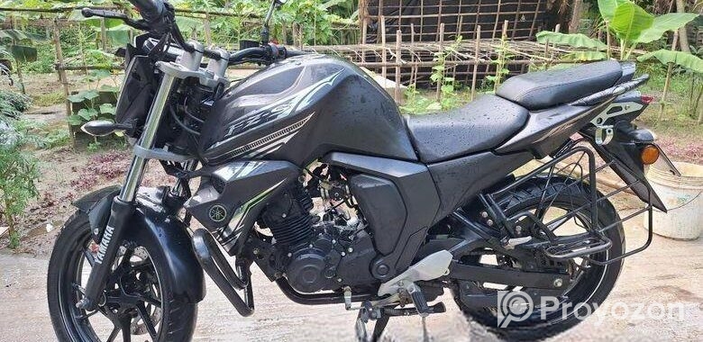 Yamaha FZs V2 . 2022