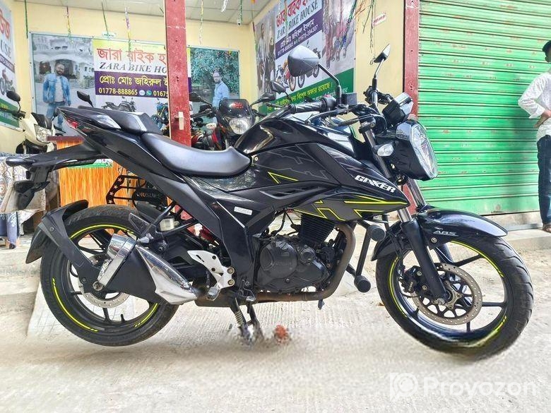 Suzuki Gixxer FI Disc . 2024