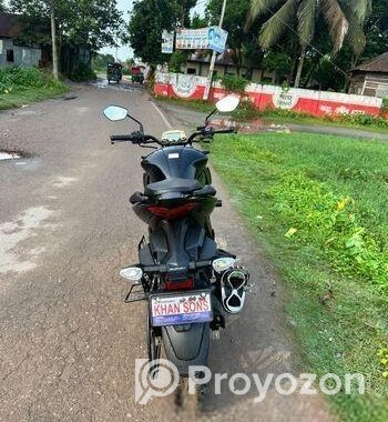 Suzuki Gixxer . 2024