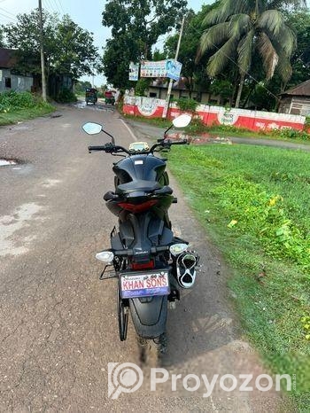 Suzuki Gixxer . 2024