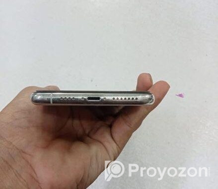 Apple iPhone 11 Pro Max . (Used)