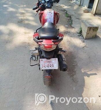 TVS Apache RTR 160 . 2017