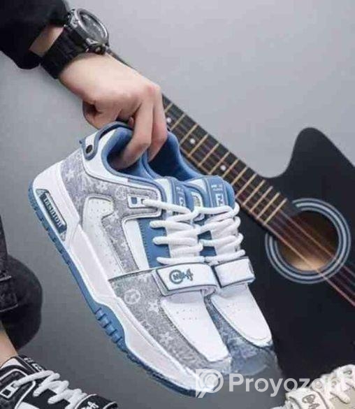 ছেলেদের স্টাইলিশ জুতা