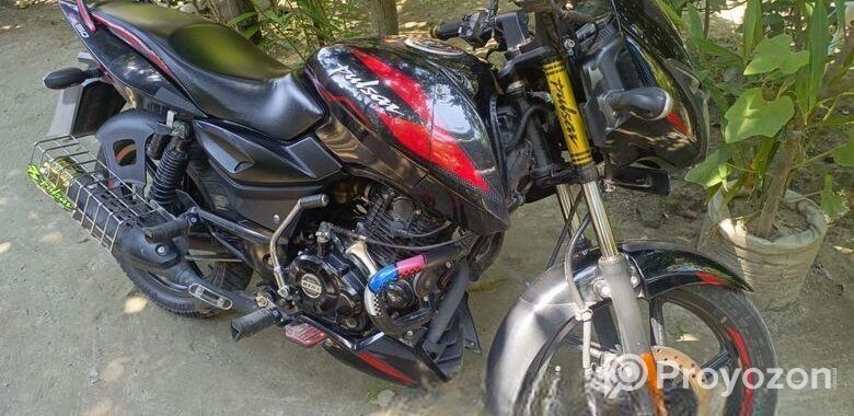 Bajaj Pulsar 150 . 2023