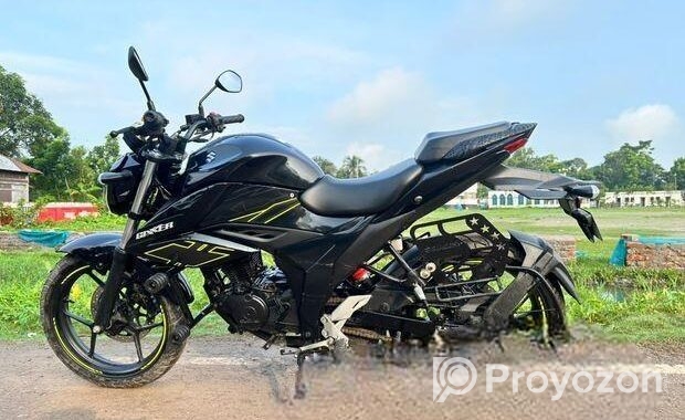 Suzuki Gixxer . 2024
