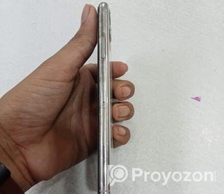 Apple iPhone 11 Pro Max . (Used)