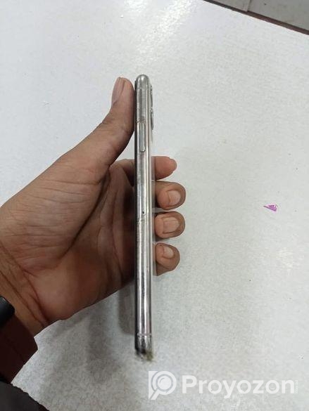 Apple iPhone 11 Pro Max . (Used)