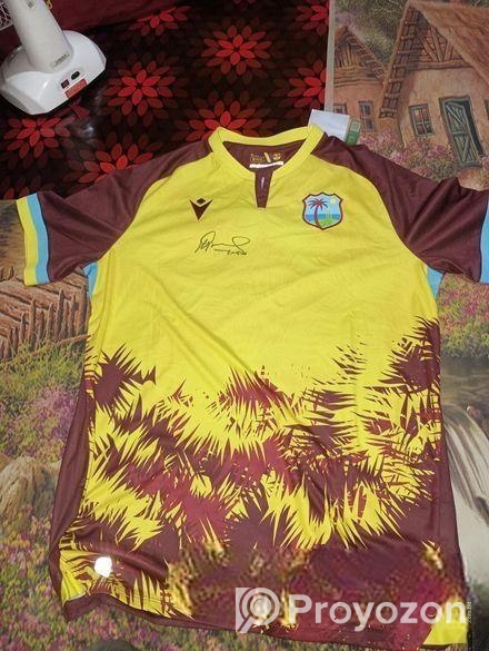 Original Team Jersey with Captain Segnature