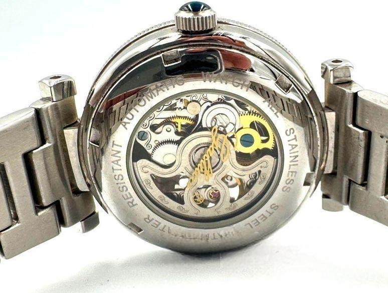 Analogue Watch For Sale