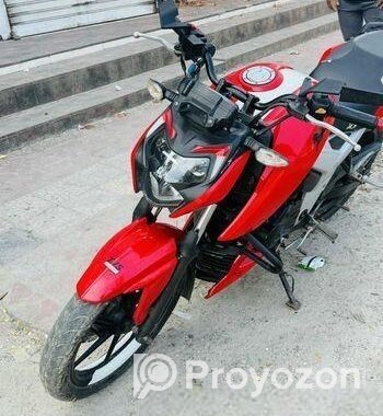TVS Apache RTR . 2022