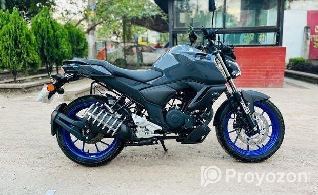 Yamaha Fzs V4 . 2025