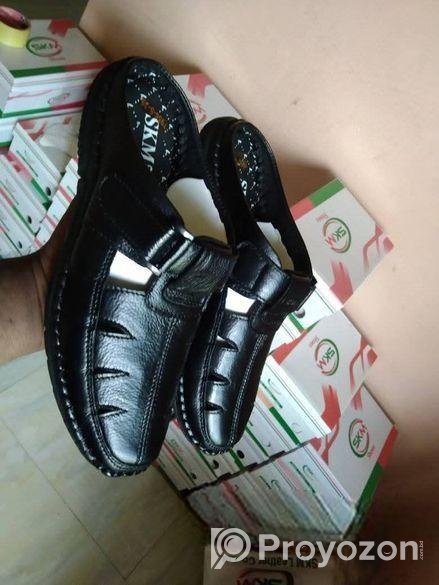 Skm সুজ ১০০% গরুর চামড়া দিয়ে তৈরি