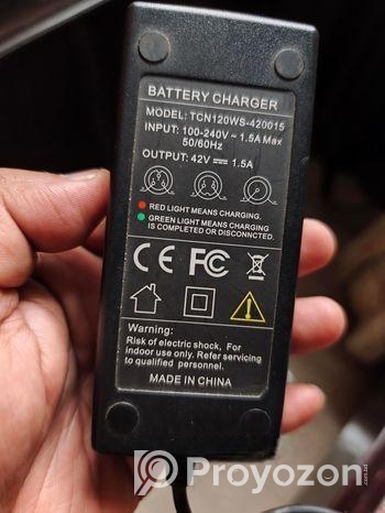 Self-balancing scooter