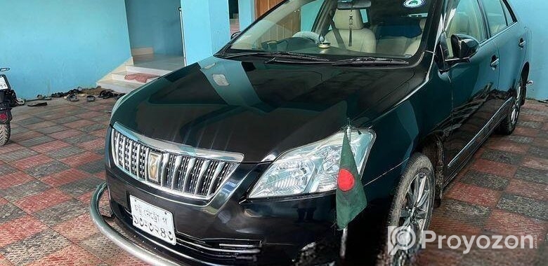 Toyota Premio 2013