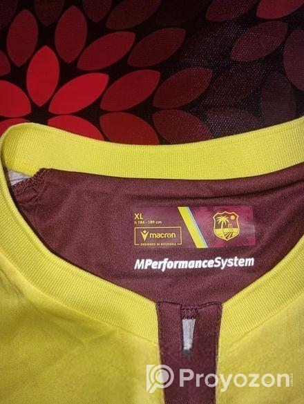 Original Team Jersey with Captain Segnature